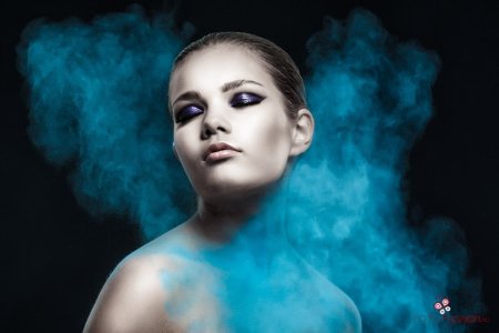 V in blue